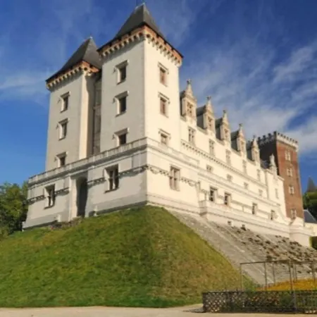 Evelyne شقة تارْب